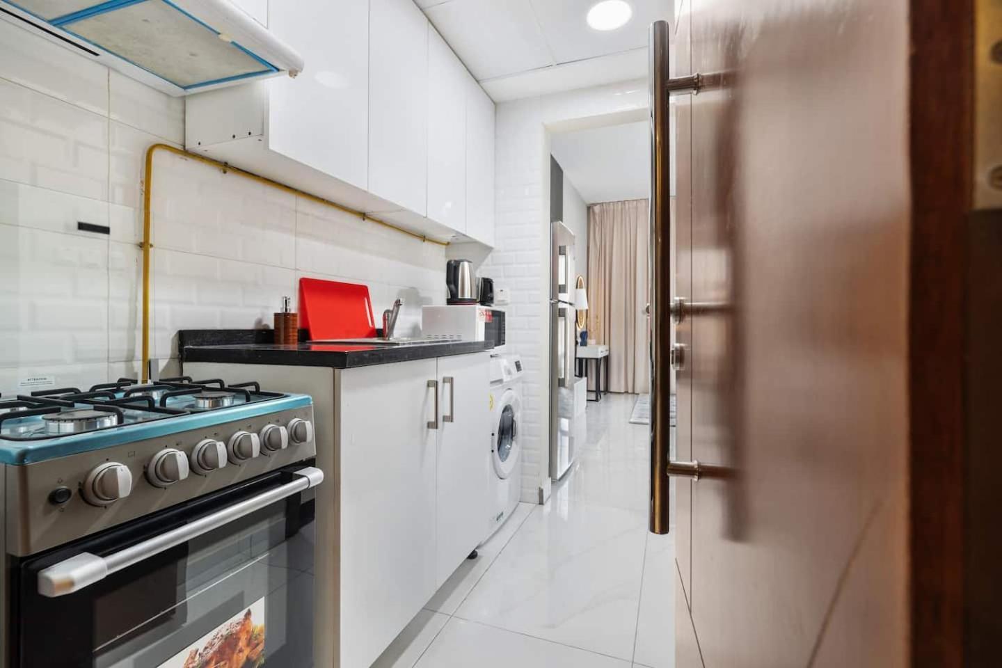 Appartamento Super Luxury Studionewly Built Dubai